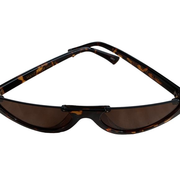 Tortoise Shell Cat-Eye Sunglasses - Picture 5 of 7